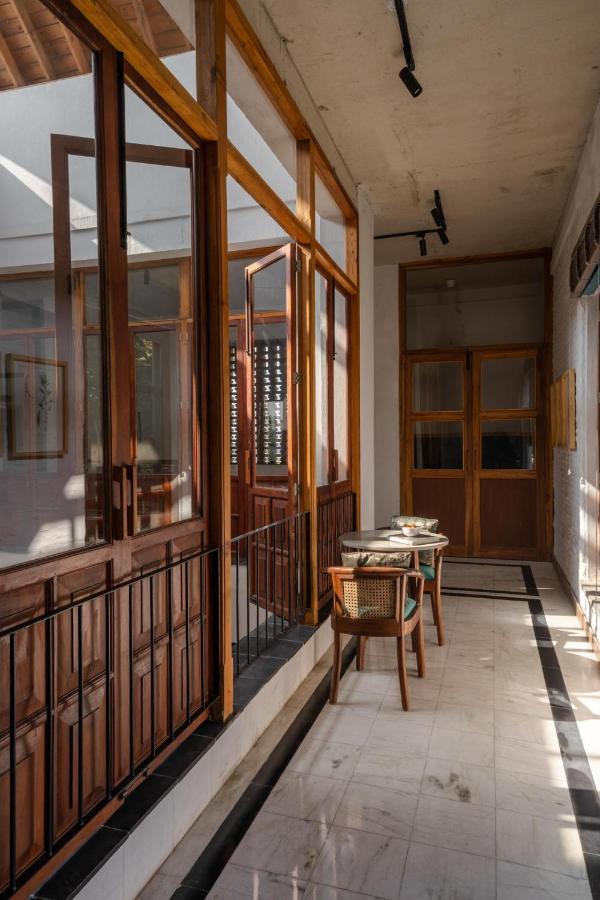 Lohonostays Library Sadhrana Bagh Гургаон Экстерьер фото